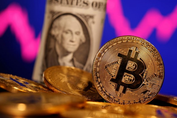 Bitcoin : D&eacute;but d'ann&eacute;e explosif pour les cryptos, le BTC s'envole au-dessus de $45k